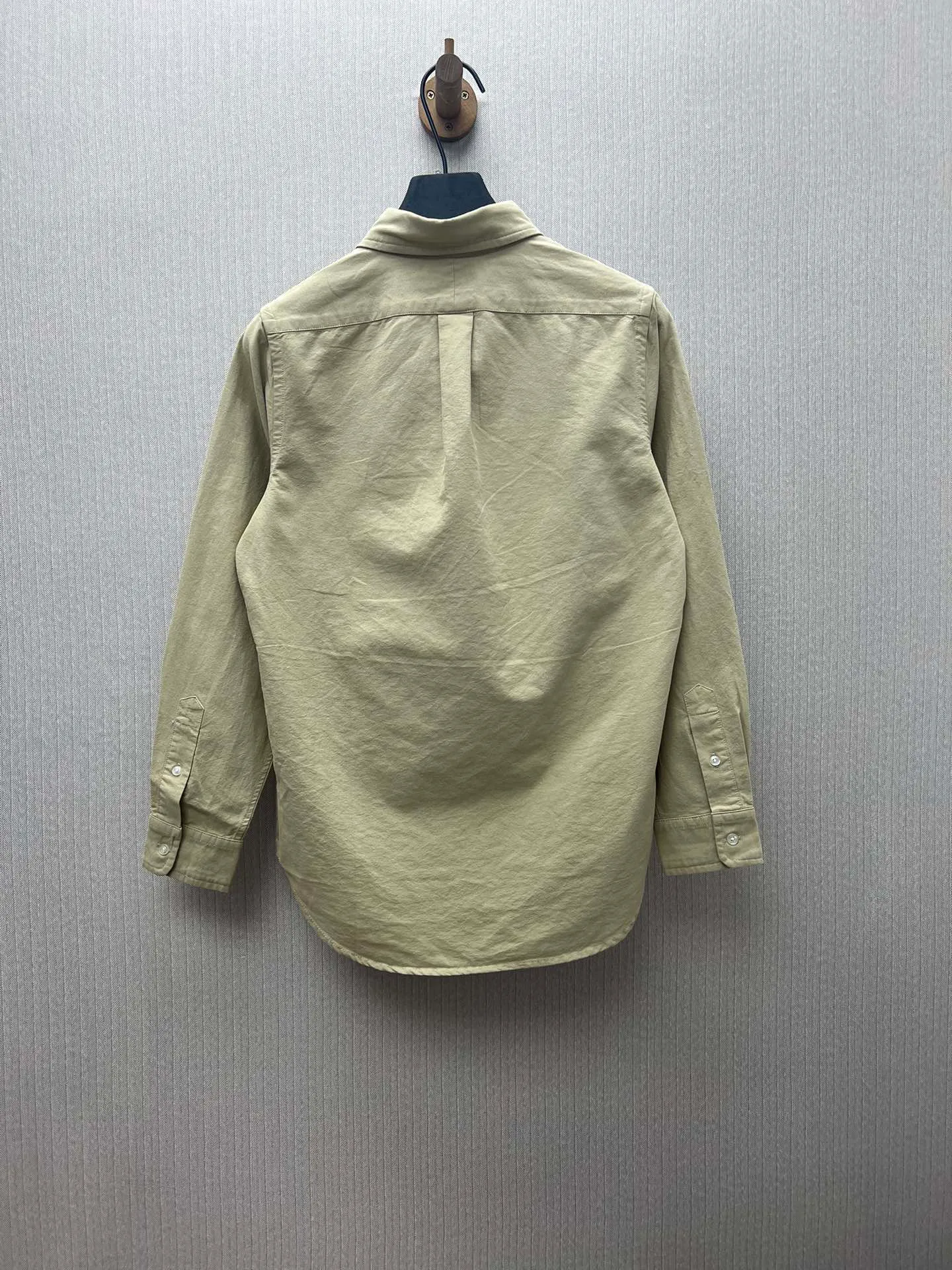 P430 Polo 25ss new solid color logo embroidered buttoned long-sleeved shirt men's high version code number: XS.S.M.L.XL.